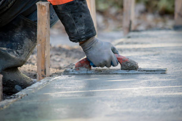 Best Concrete Pool Decks in Bradley, IL